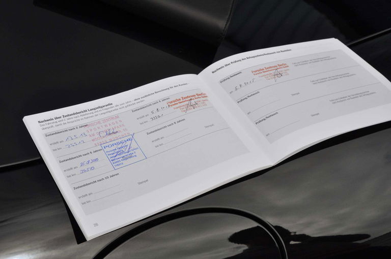 Porsche 997.2 Carrera Black Edition