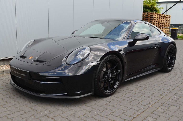 Porsche 992 GT3 Touring
