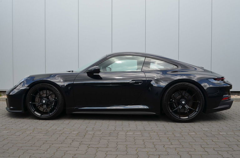 Porsche 992 GT3 Touring