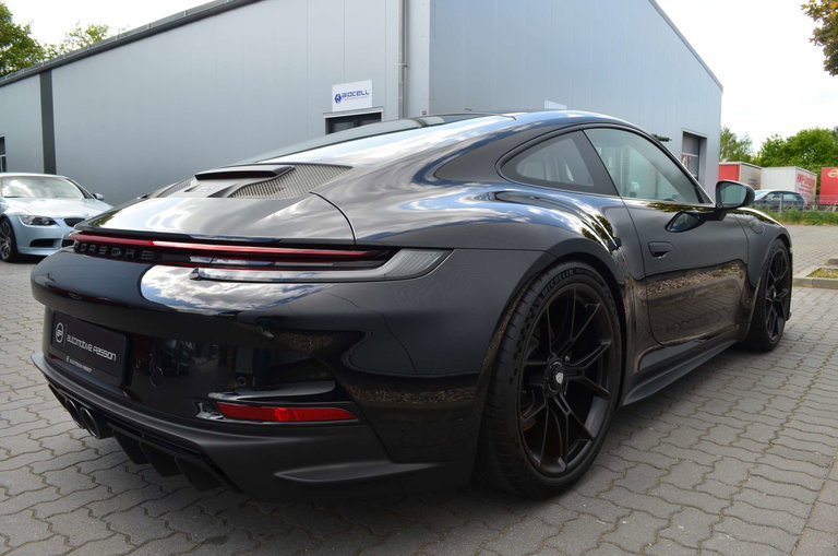 Porsche 992 GT3 Touring