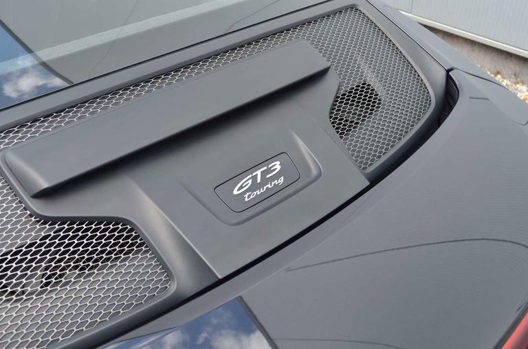 Porsche 992 GT3 Touring