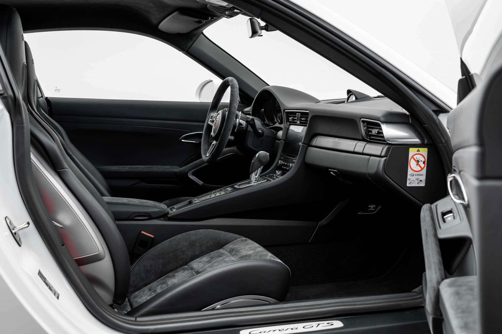 Porsche 991.2 Carrera GTS