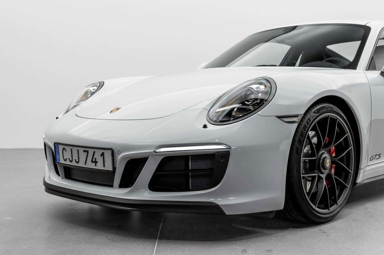 Porsche 991.2 Carrera GTS