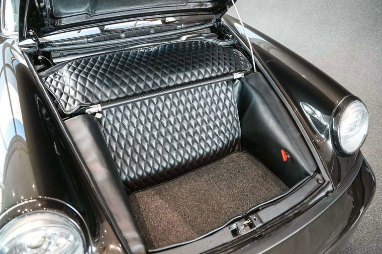 Porsche 964 Carrera 4