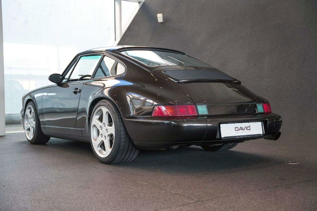 Porsche 964 Carrera 4