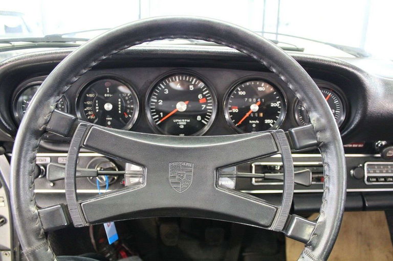 Porsche 911 S (F-Modell)