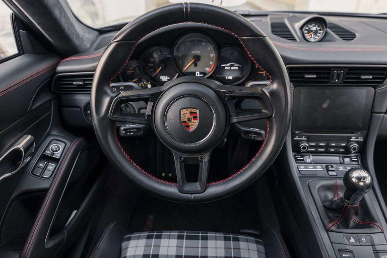 Porsche 991 GT3 Touring