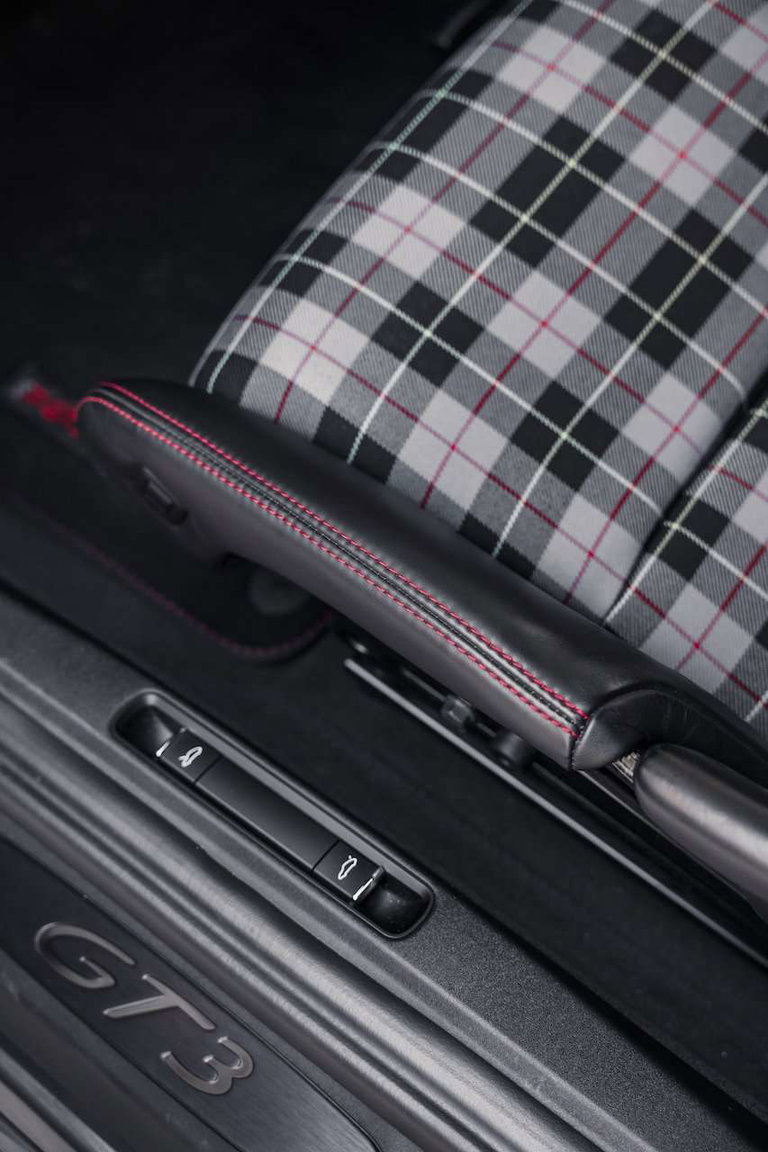 Porsche 991 GT3 Touring