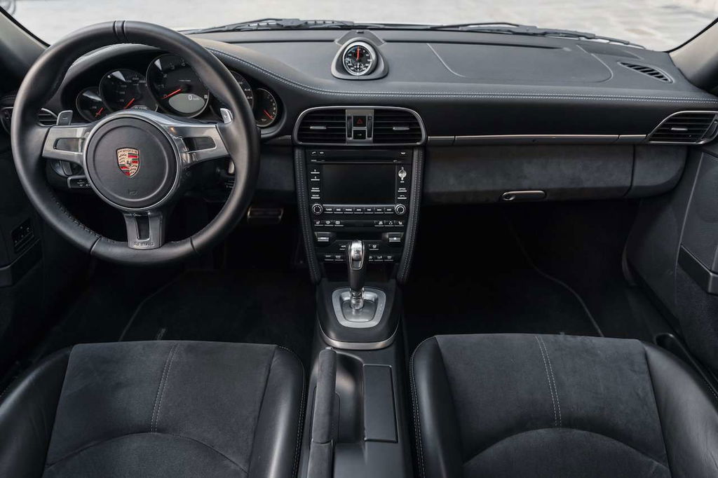 Porsche 997.2 Carrera GTS