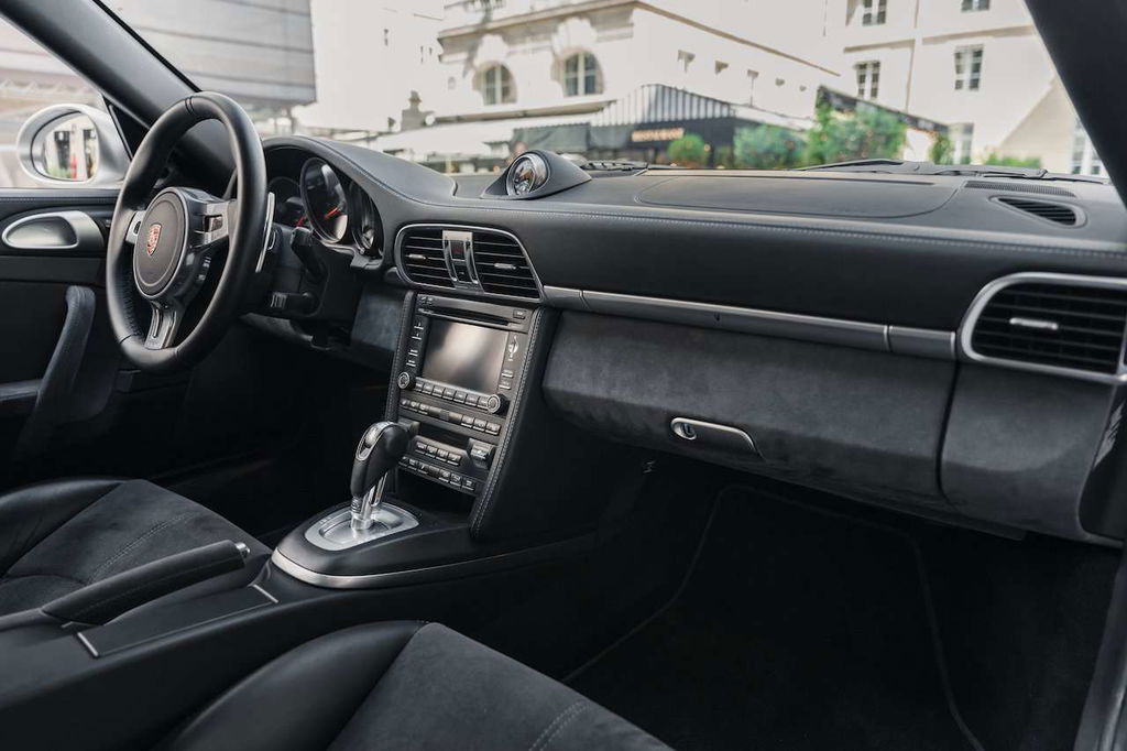 Porsche 997.2 Carrera GTS