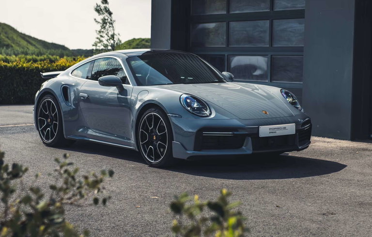 Porsche 992 Turbo