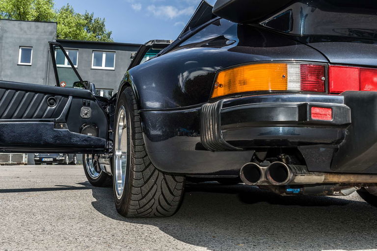 Porsche 911 Turbo 3.3