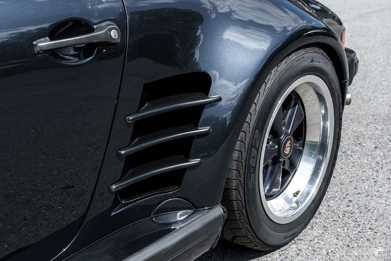 Porsche 911 Turbo 3.3