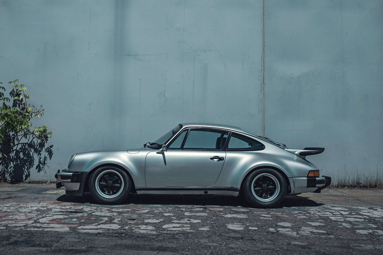 Porsche 911 Carrera (US)