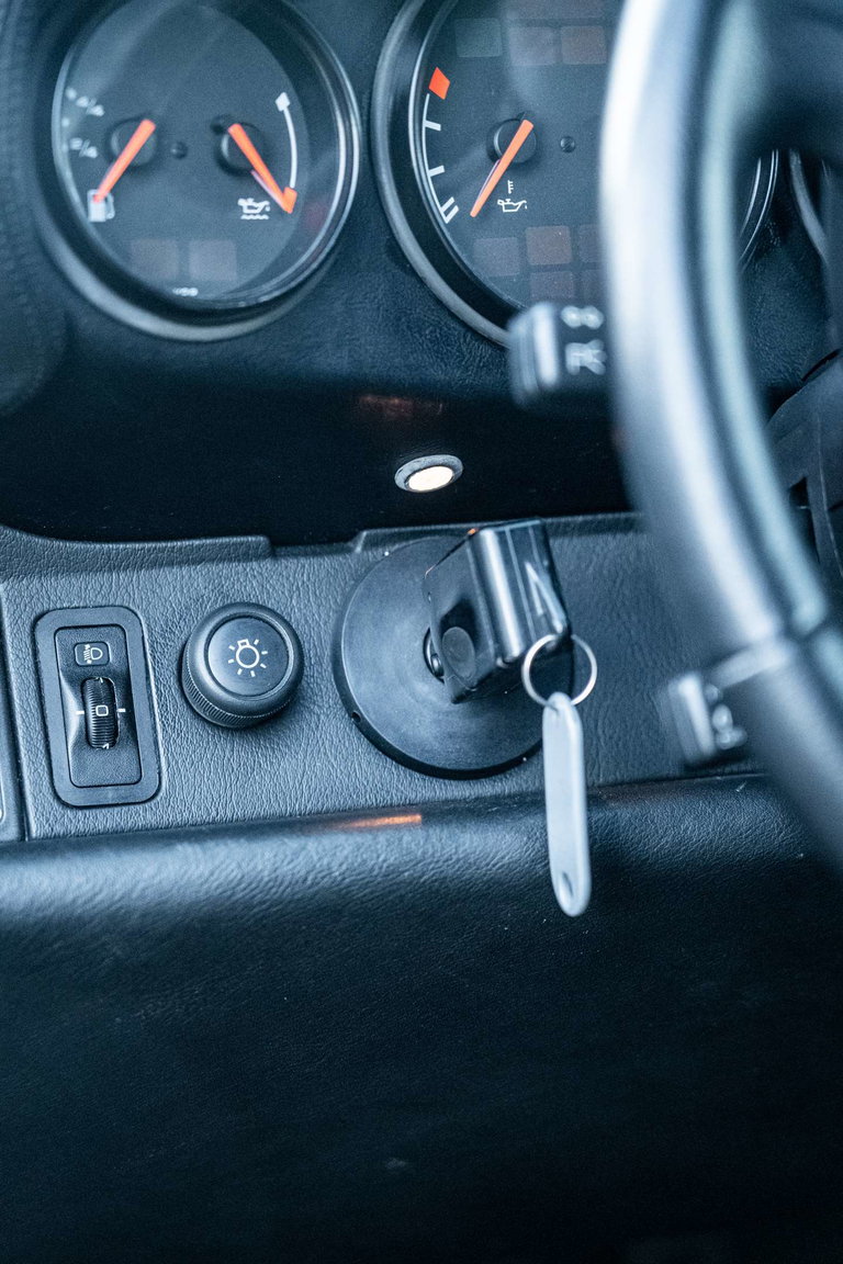 Porsche 993 Carrera 4