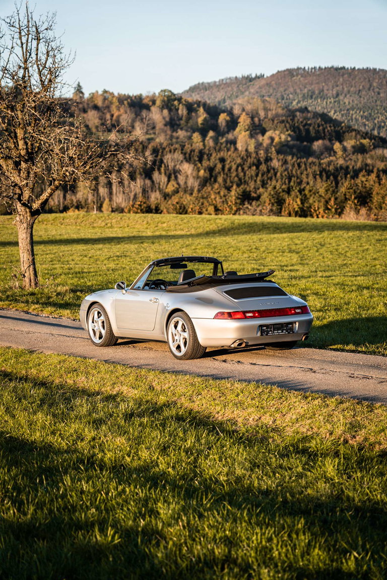 Porsche 993 Carrera 4