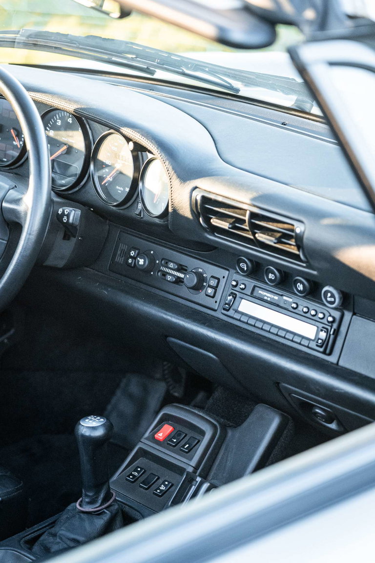 Porsche 993 Carrera 4