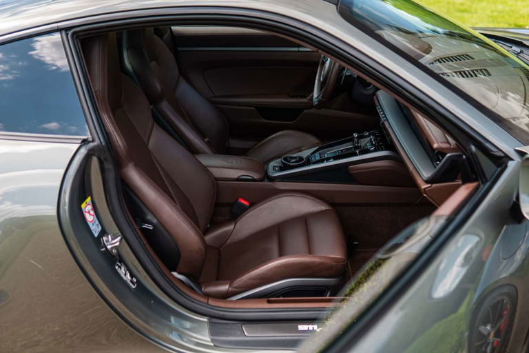 Porsche 992 Carrera S