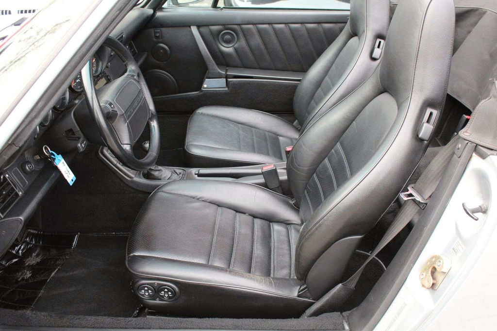 Porsche 964 Carrera 4