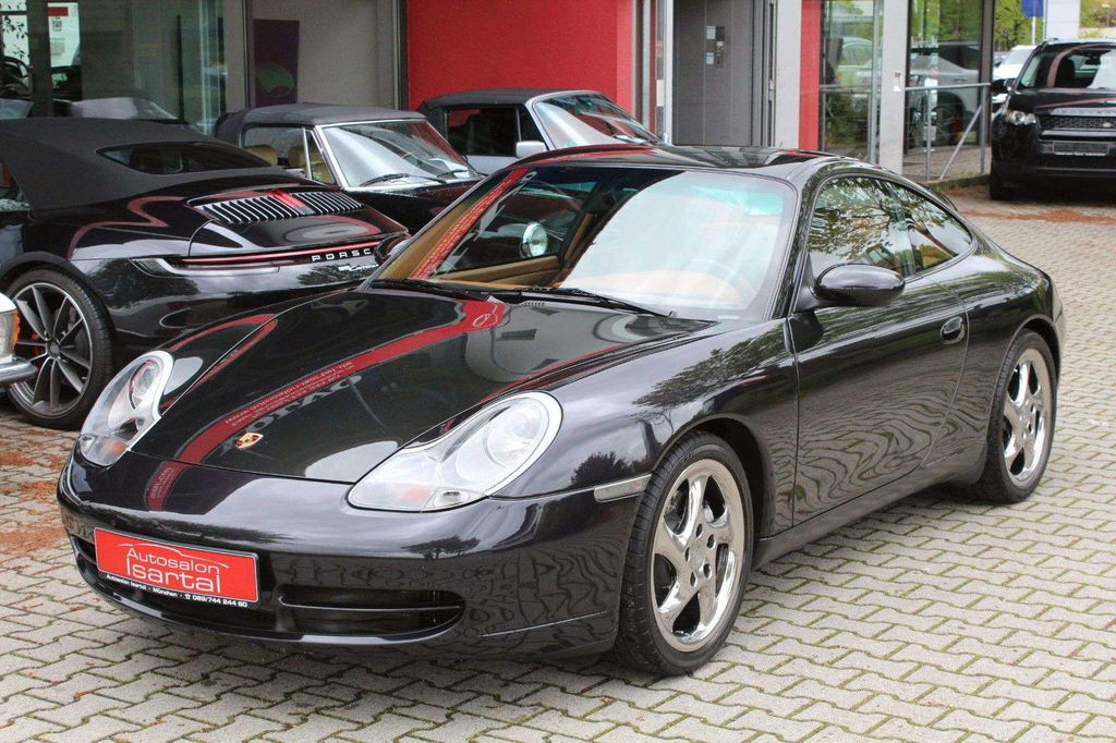 Porsche 996 Carrera 4 Millennium Edition