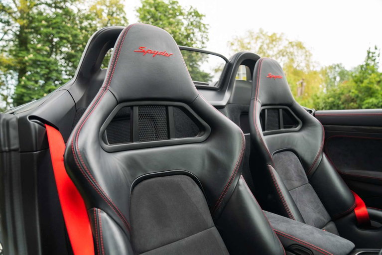 Porsche 981 Boxster Spyder