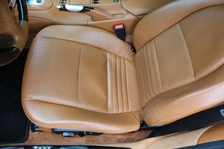 Porsche 996 Carrera 4 Millennium Edition