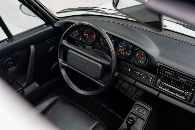 Porsche 964 Carrera 2