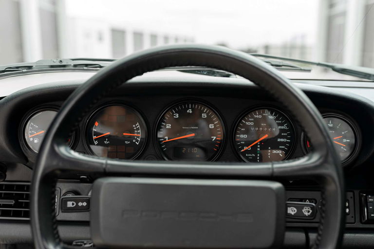 Porsche 964 Carrera 2