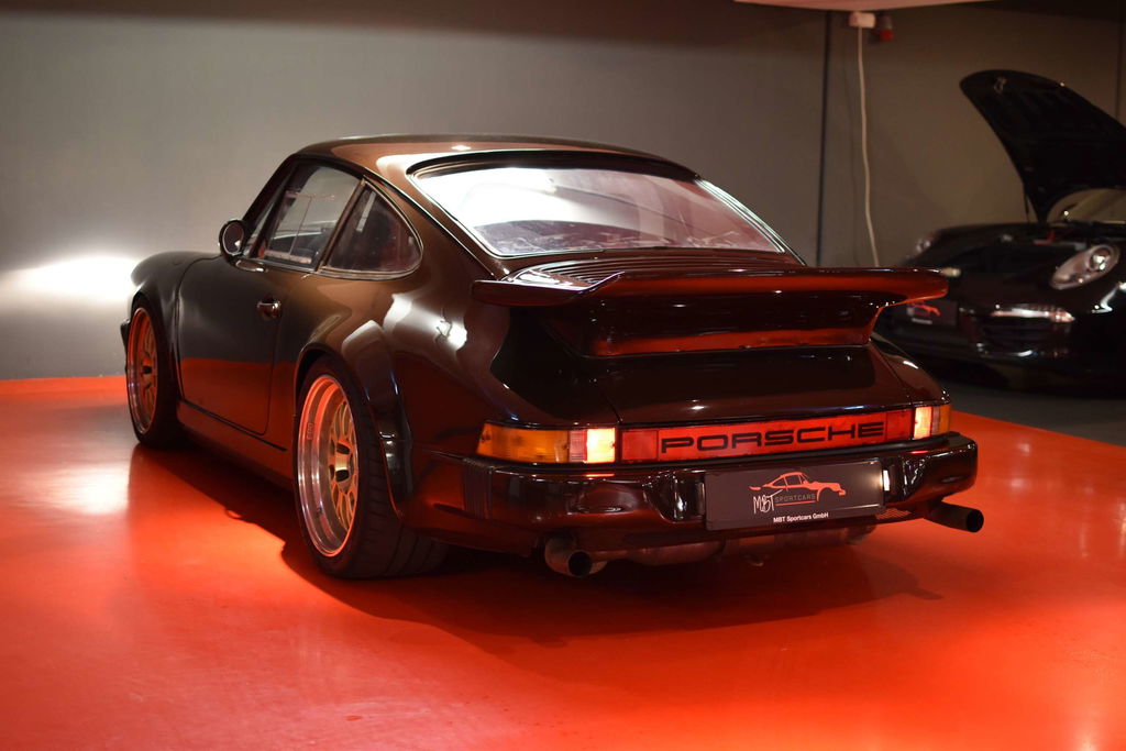Porsche 911 Modified