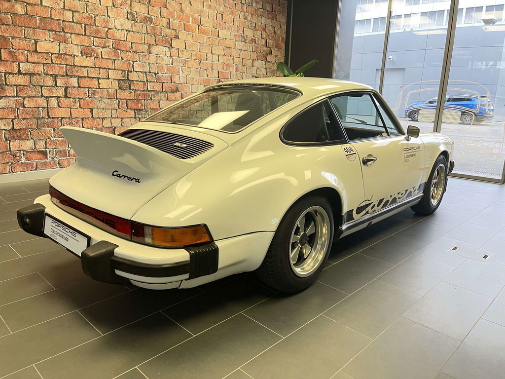 Porsche 911 Carrera 2,7