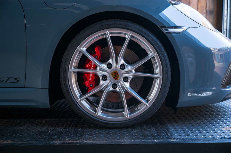 Porsche 718 Cayman GTS