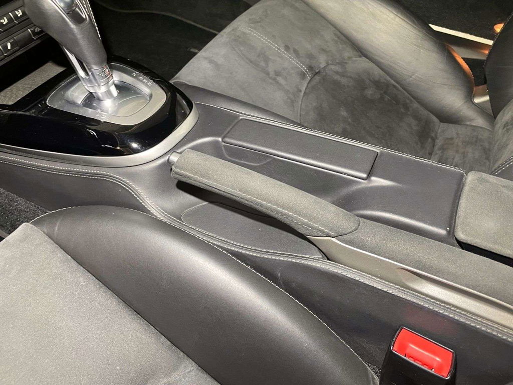 Porsche 997.2 Carrera GTS