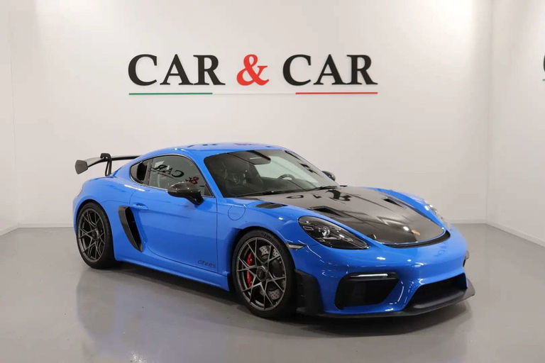 Porsche 718 Cayman GT4 RS