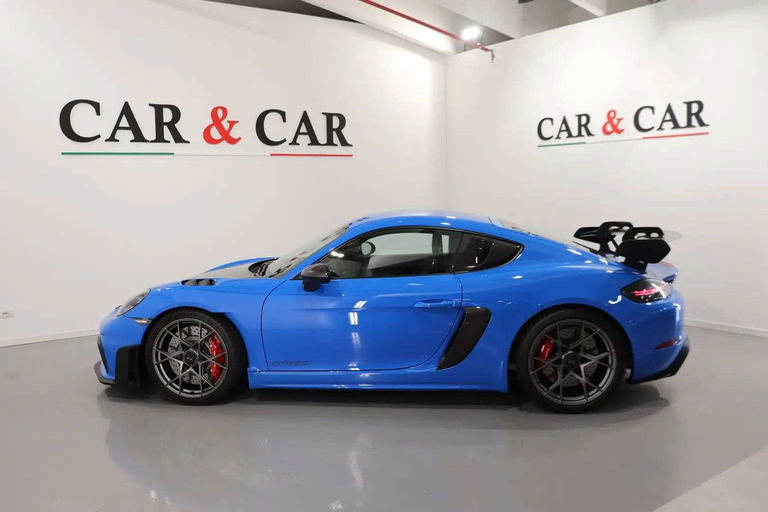 Porsche 718 Cayman GT4 RS