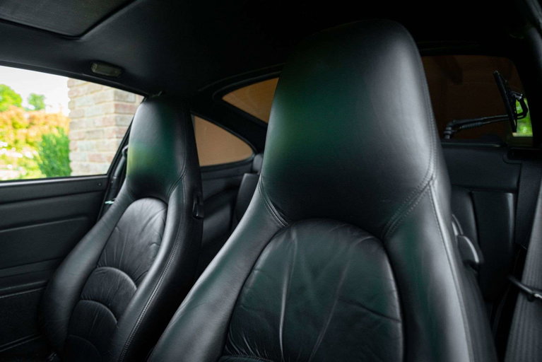 Porsche 993 Carrera 4S