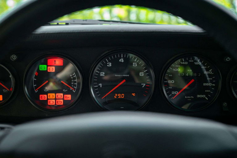 Porsche 993 Carrera 4S