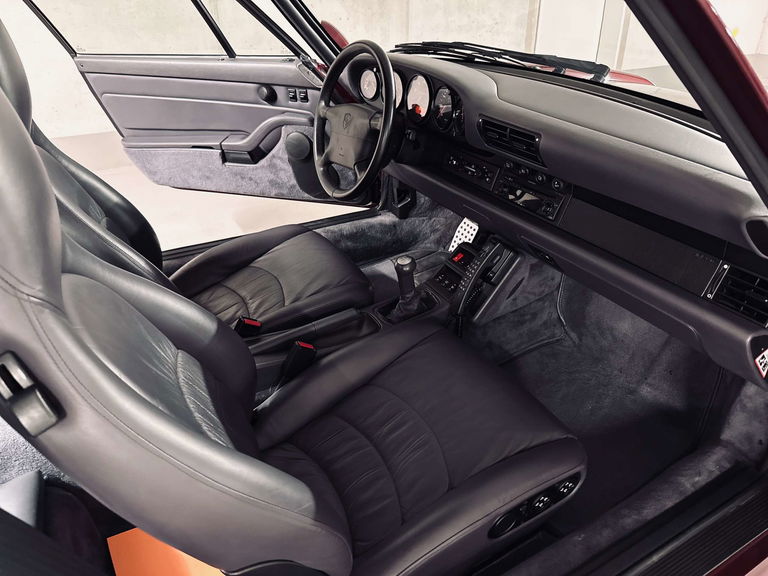 Porsche 993 Carrera 4S