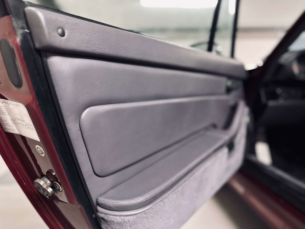 Porsche 993 Carrera 4S