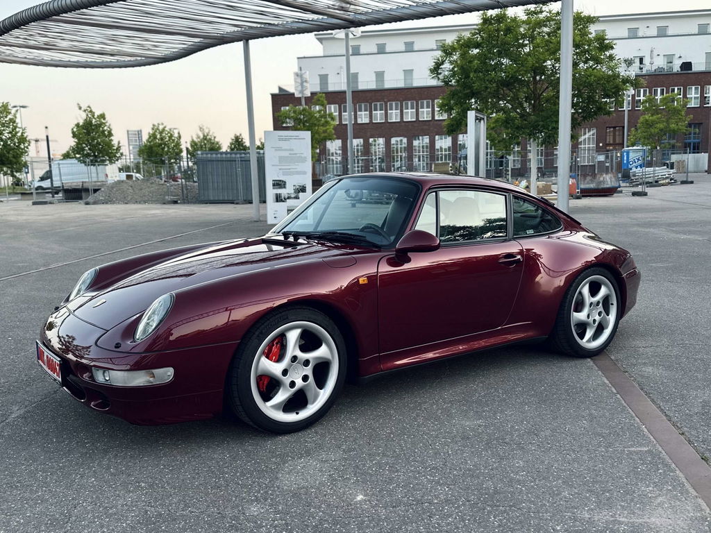 Porsche 993 Carrera 4S