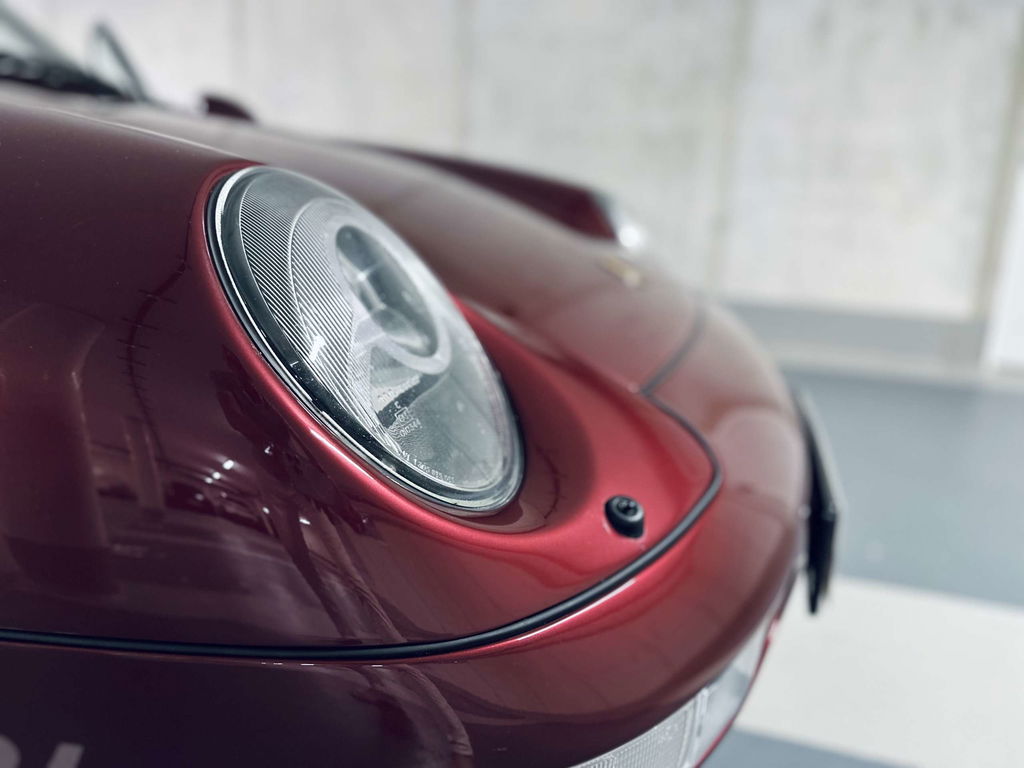 Porsche 993 Carrera 4S