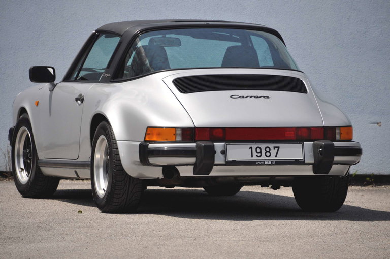 Porsche 911 Carrera 3.2