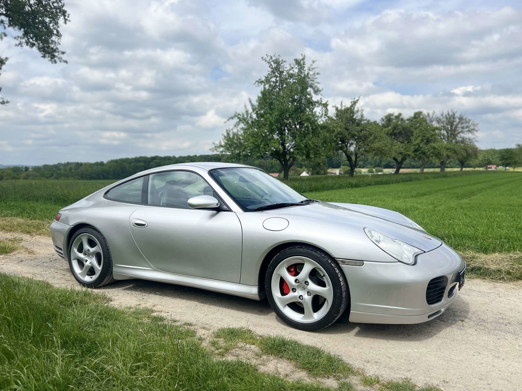 Porsche 996 Carrera 4S