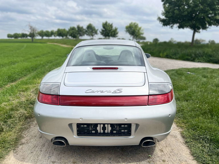 Porsche 996 Carrera 4S