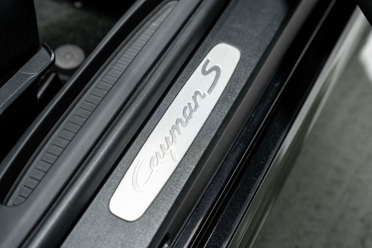 Porsche 981 Cayman S