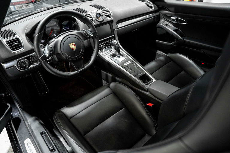 Porsche 981 Cayman S