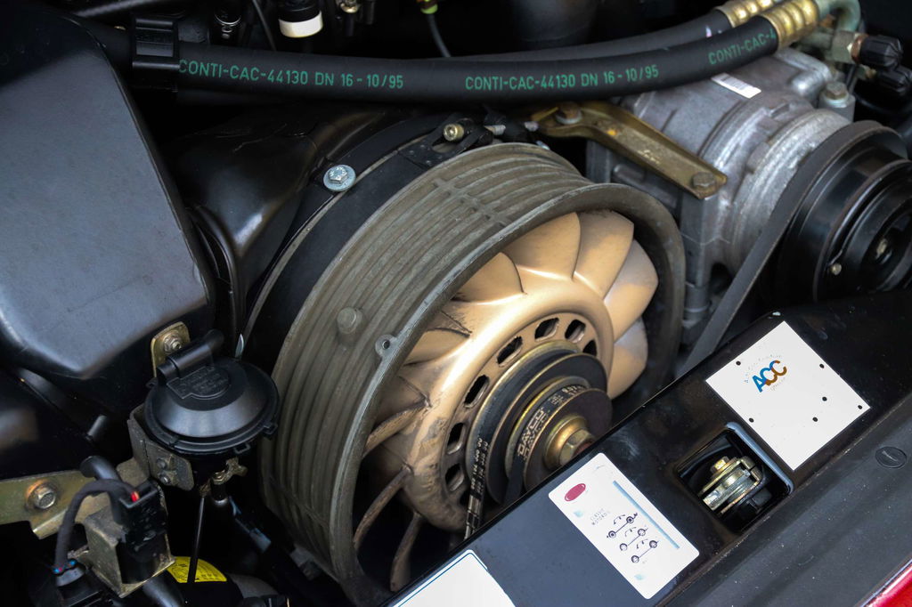 Porsche 993 Carrera 4