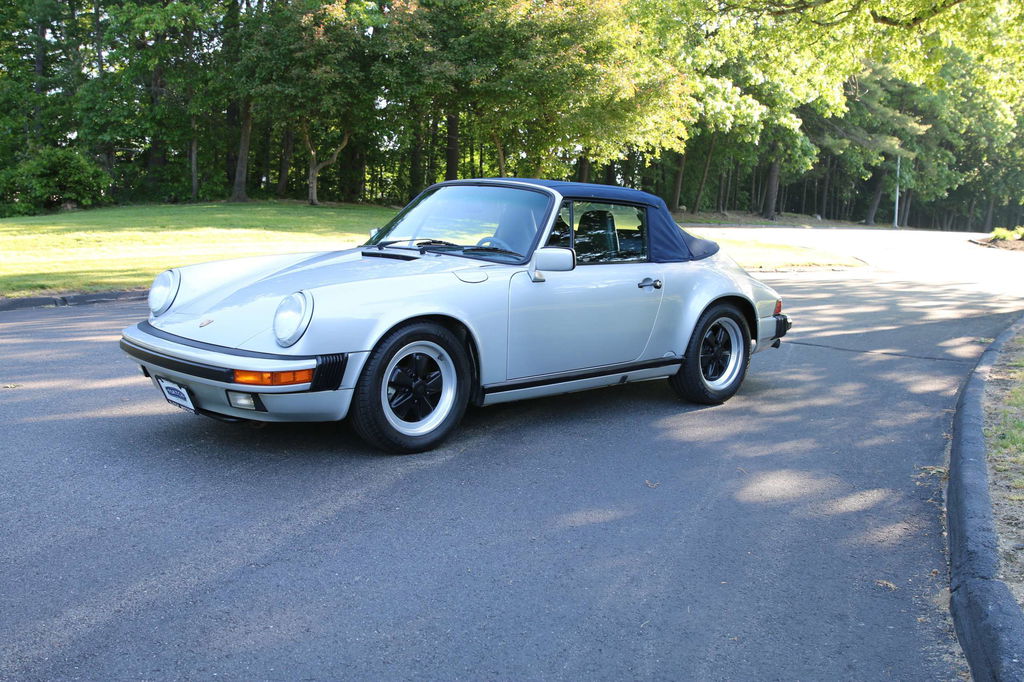 Porsche 911 Carrera 3.2