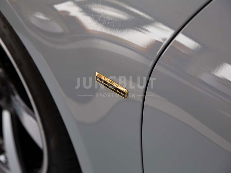 Porsche 992 Sport Classic