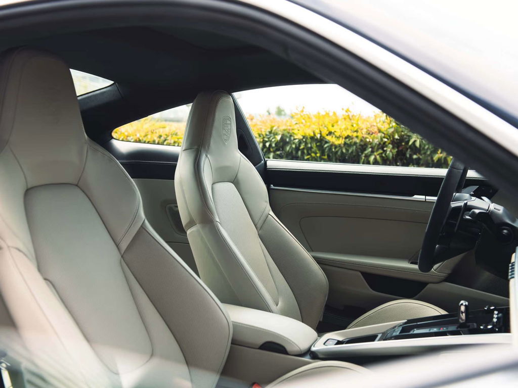 Porsche 992 Carrera S