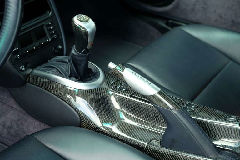 Porsche 996 Carrera 4